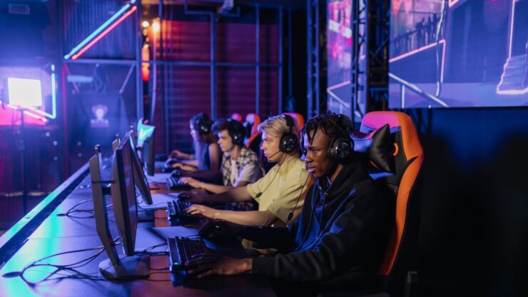 games like green glass door