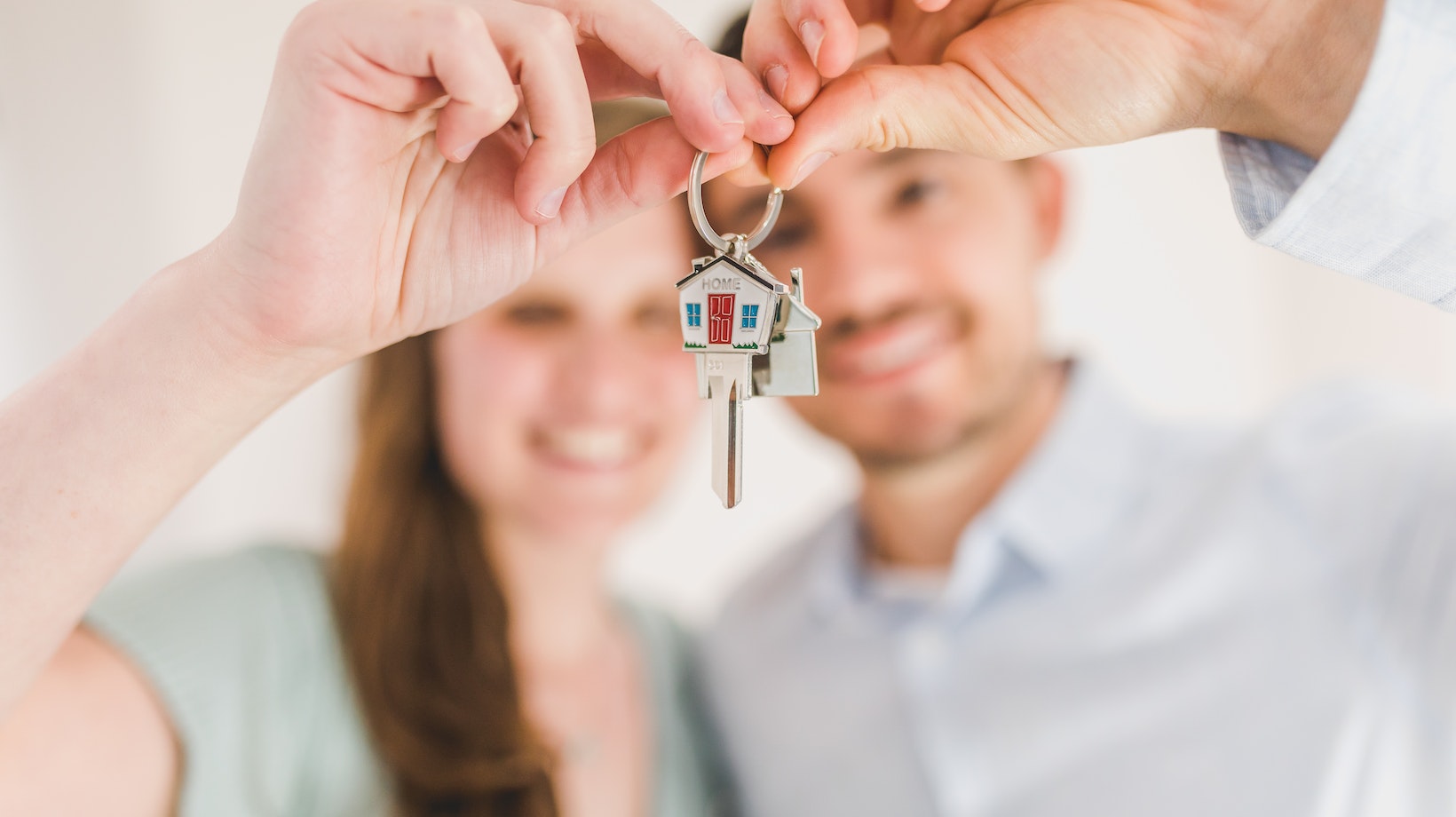 What does it mean when she gives you a key to her house understanding the significance