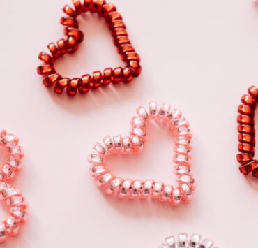 how to make a heart out of a gum wrapper