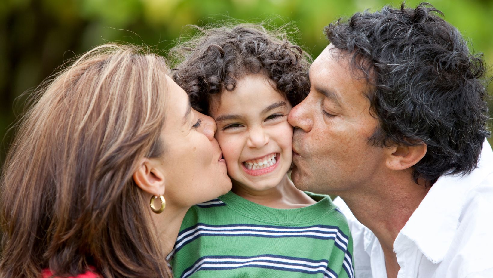 How to contact famousparenting a guide to expert parenting resources