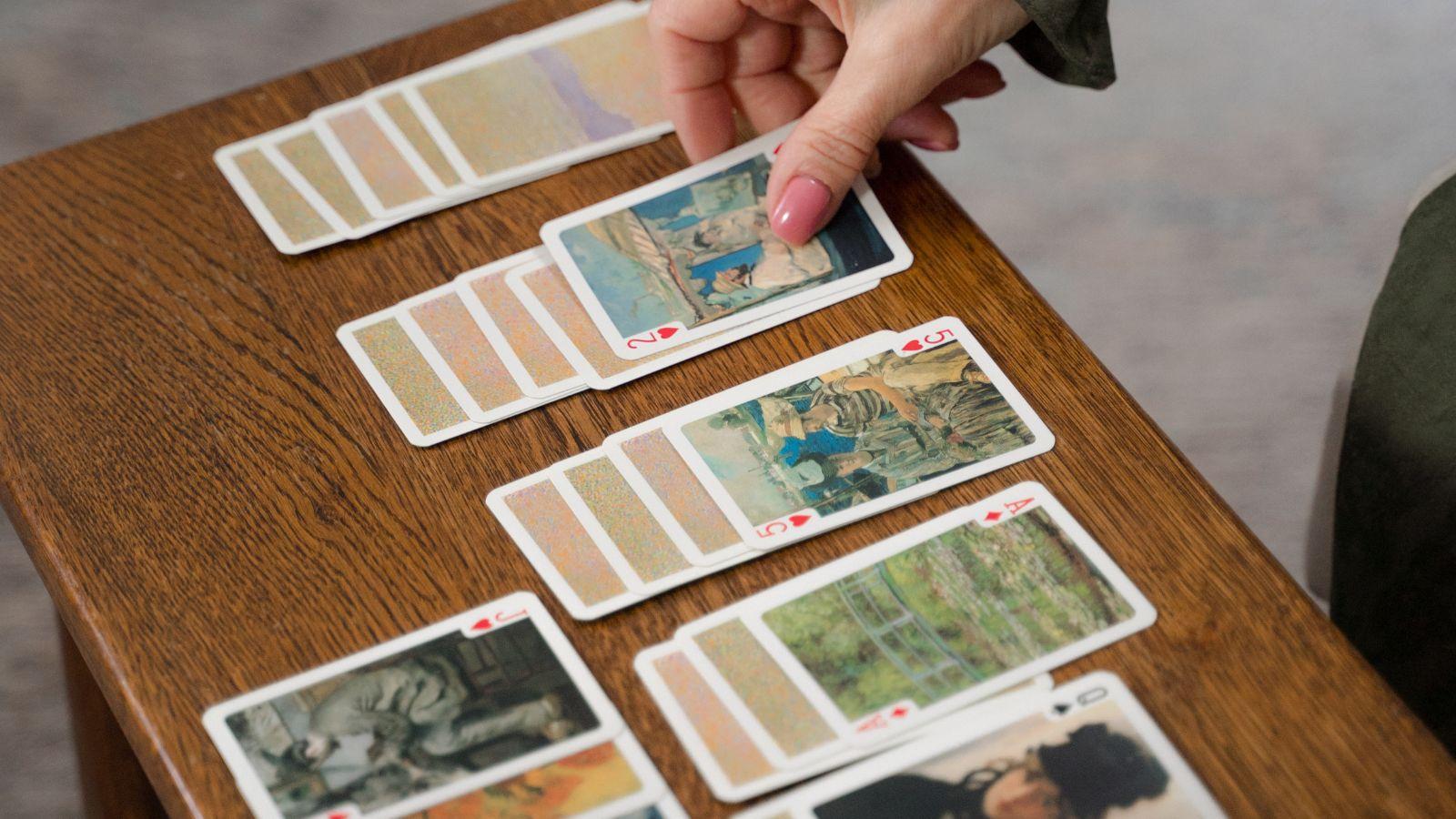 Pattern Recognition, Patience, Planning: What Solitaire and Esports Have in
Common